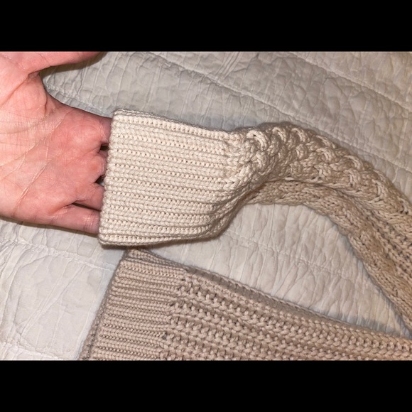 INTERMIX Sweater - Picture 4 of 6